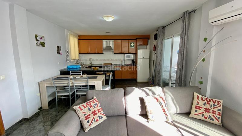 Foto 516a8ba8-d1fa-4298-84ce-c2edfc7aa376. Affitto attico in El Cabanyal-El Canyamelar Valencia