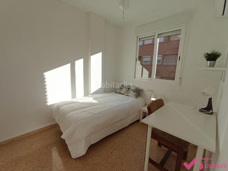 Foto 119bcbdf-cf87-4504-9b83-037e0cffa5c8. Lloguer pis a El Castell Burjassot