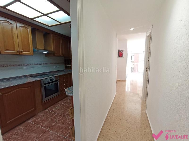 Foto 3d7c06c4-27e6-462c-841d-a7fc8a12f75f. Lloguer pis a El Castell Burjassot