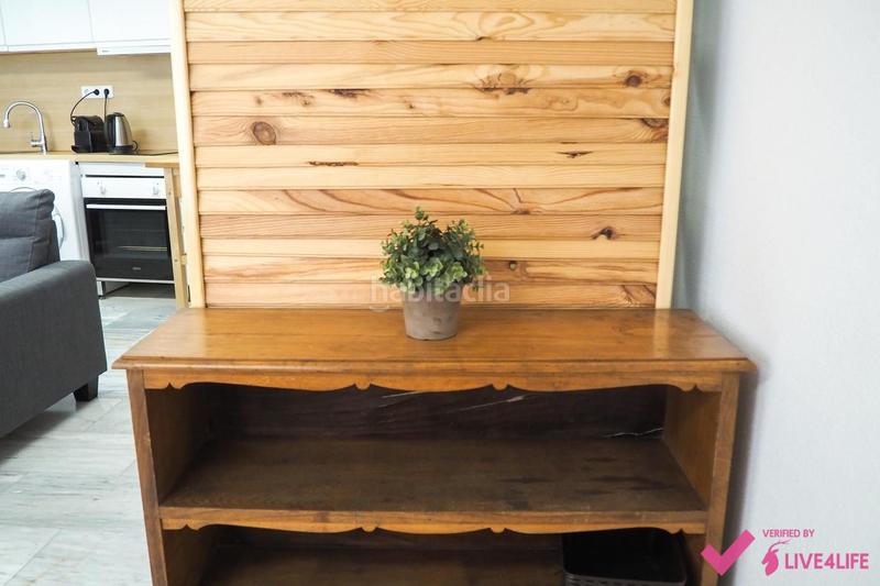 Foto 2263db82-240b-45af-8c01-2e49ca5df659. Affitto monolocale in Alfalfa - Santa Cruz Sevilla