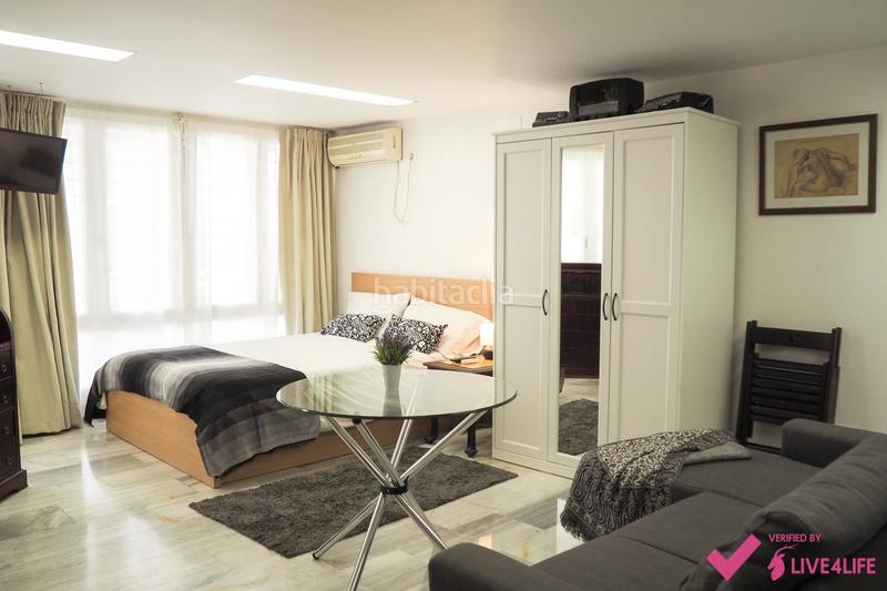 Foto f3e5b6d8-3d85-40c3-8465-c0fbda5cb3e6. Location studio dans Alfalfa - Santa Cruz Sevilla