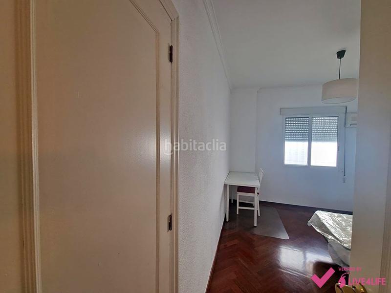 Foto 1406214b-e9b1-4cd9-87bf-350ef4b9bc88. Miete etagenwohnung in Bami - La Estrella Sevilla