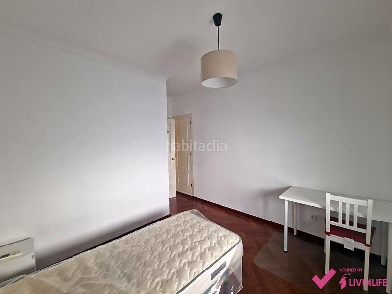 Foto 9660d4e7-05cc-401f-bc5c-0c30f3d70ebc. Miete etagenwohnung in Bami - La Estrella Sevilla