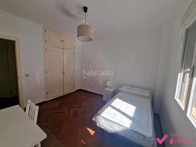 Foto 98ada2a0-0e5f-4438-ac6e-4af7475e0c56. Miete etagenwohnung in Bami - La Estrella Sevilla