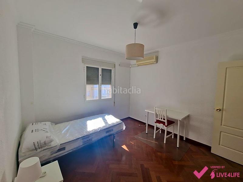 Foto a783dd1a-0749-4bc8-a48e-31cec5116920. Miete etagenwohnung in Bami - La Estrella Sevilla