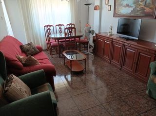 Miete Etagenwohnung  Reina mora. Piso en calle reina mora para estudiantes universitarios