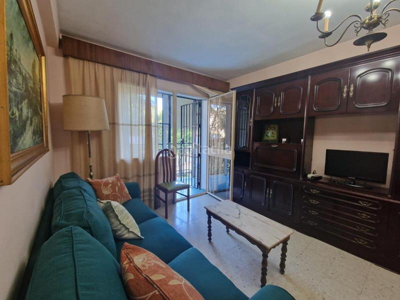 Foto 7a2fcc7a-f5ad-44ba-bc94-9eff624e4990. Rent flat in El Torrejón - El Cerezo Sevilla