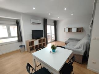 Location Appartement  Carrer de mendizábal. Piso en la malvarrosa