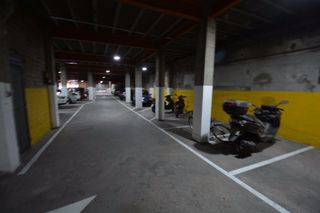Miete Autoparkplatz in Carrer jaume balmes 74. Plazas de aparcamiento para moto