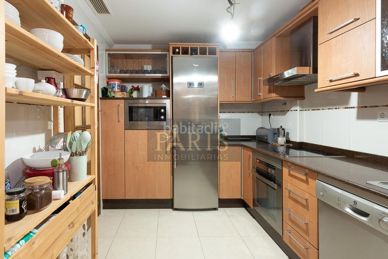 Foto c3c9d0b8-038d-4c88-a67a-ca41f4c7f2f2. Duplex in Roche Unión (La)
