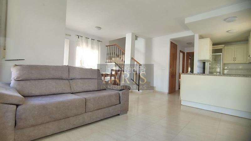 Foto 157bb3a1-c7a9-4f4a-b879-817455e96acc. Dúplex amb aparcament piscina a El Algar Cartagena