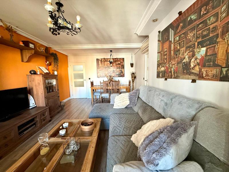 Foto febe253e-7292-494d-9204-1baf45bbb561. Pis amb calefacció a Sur - PAU 4 Móstoles