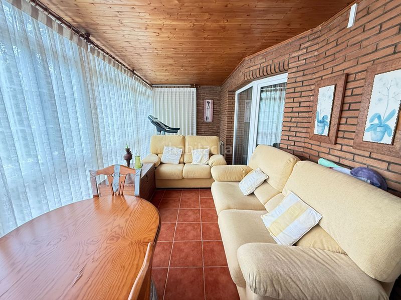 Foto 87d7399f-d67c-42c8-93cc-aa4695eec780. Casa adossada amb calefacció aparcament piscina a Móstoles