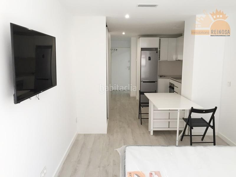 Foto 2c3fe436-bd0e-4dec-ade3-aa68a73d34d8. Alquiler estudio en Juan Carlos I Murcia