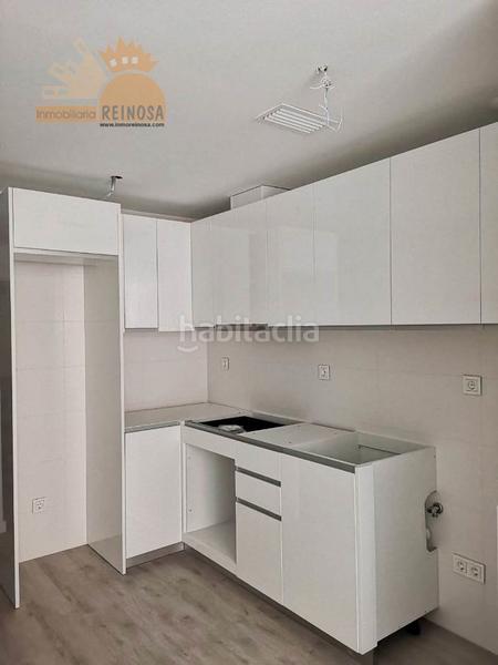Foto e0285896-691c-4515-aa29-f72bbf79b721. Alquiler estudio en Juan Carlos I Murcia