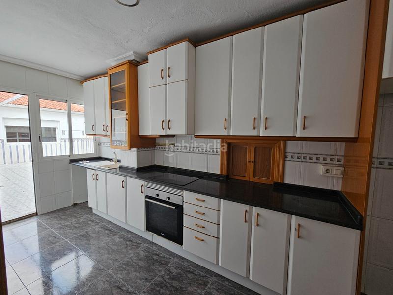 Foto c9b7c3be-b5f0-4ea0-951e-b60e6ef3fc09. Casa amb xemeneia aparcament a El Castillo - San Roque - El Carmen Molina de Segura