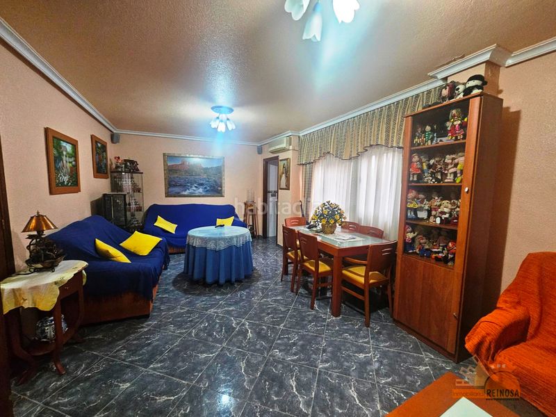 Foto da9a1f45-2afe-4fb7-982b-3fba028a5f5b. Casa adosada en calle sevilla 20 vivienda con bajo comercial en Molina de Segura