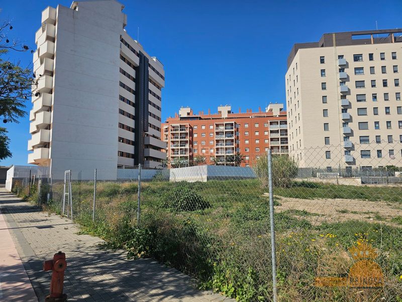 Foto c8d25a74-540d-4359-b0c5-7051ecb5bab9. Terreny residencial a El Puntal Murcia