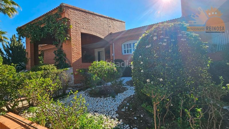 Foto 07127652-fe13-4b7c-8598-bf925a8f4069. Chalet exclusiva villa en urbanización los vientos espacio, privacidad y elegancia en una sola planta. en Molina de Segura