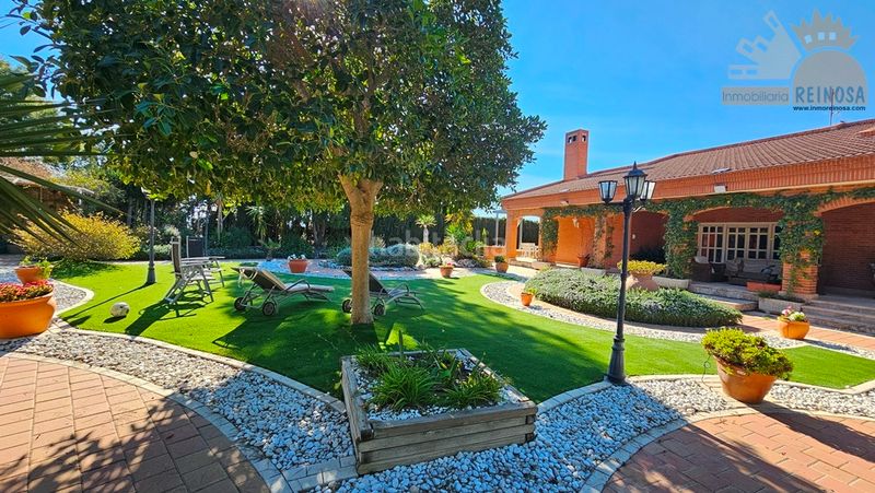 Foto 07bf83a5-8fe5-4490-bee1-9ea08c110d61. Chalet exclusiva villa en urbanización los vientos espacio, privacidad y elegancia en una sola planta. en Molina de Segura