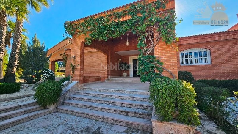 Foto 8c2bee29-8984-4f05-82a8-d4372c8dfd0b. Chalet exclusiva villa en urbanización los vientos espacio, privacidad y elegancia en una sola planta. en Molina de Segura