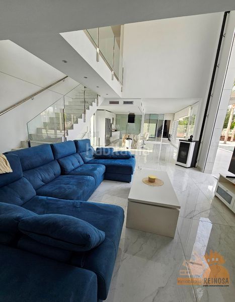 Foto fb94e89e-8c53-4096-a07c-60eb38a00257. Chalet exclusiva villa de diseño en Los Conejos en Molina de Segura