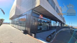 Local commercial à Avenida del Golf 5