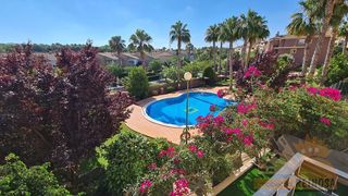 Flat in Altorreal - El Chorrico. Piso en altorreal reformado