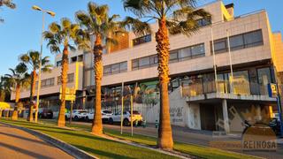 Business premise in Avenida del golf 5