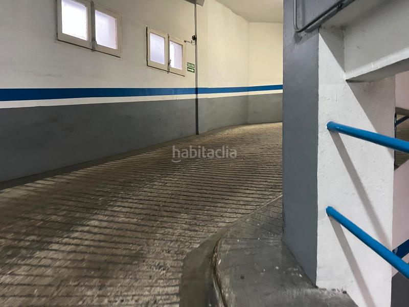 Foto ec4a8c1d-995b-481d-be81-d67cb2b859f1. Lloguer aparcament cotxe a carrer de còrsega 515 a Barcelona