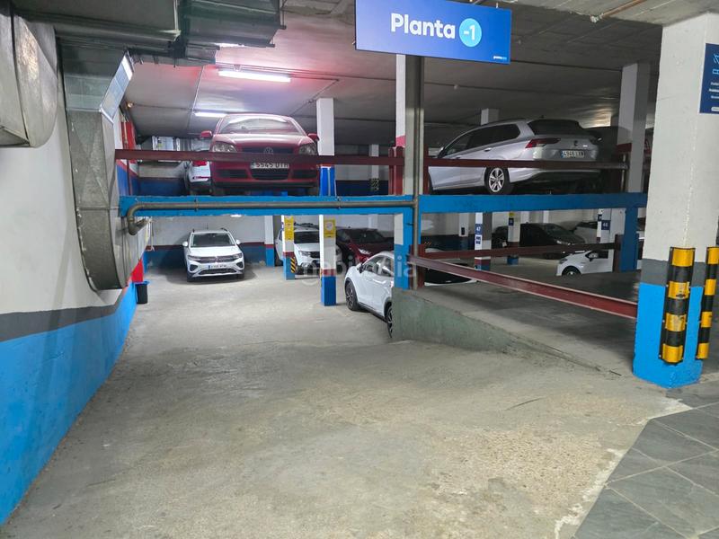 Foto 9871969b-7f04-4e9f-80cf-b5a28d064f6f. Lloguer aparcament de moto a carrer de vila i vilà 50 a Barcelona