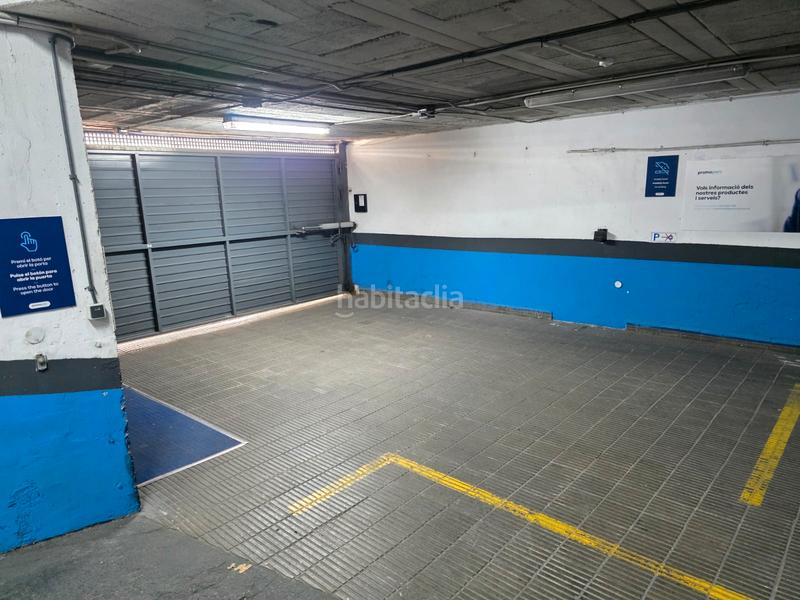 Foto 575dca98-3012-4399-b229-89f33939f099. Location parking moto dans carrer de vila i vilà 50 dans Barcelona