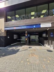 Posto auto in Carrer de Balmes 89