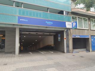 Lloguer Aparcament cotxe a Carrer de numància 72. Se alquila plaza de parking grande