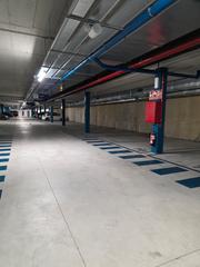 Lloguer Aparcament cotxe en Carrer del doctor trueta 209. Alquiler plaza de coche!