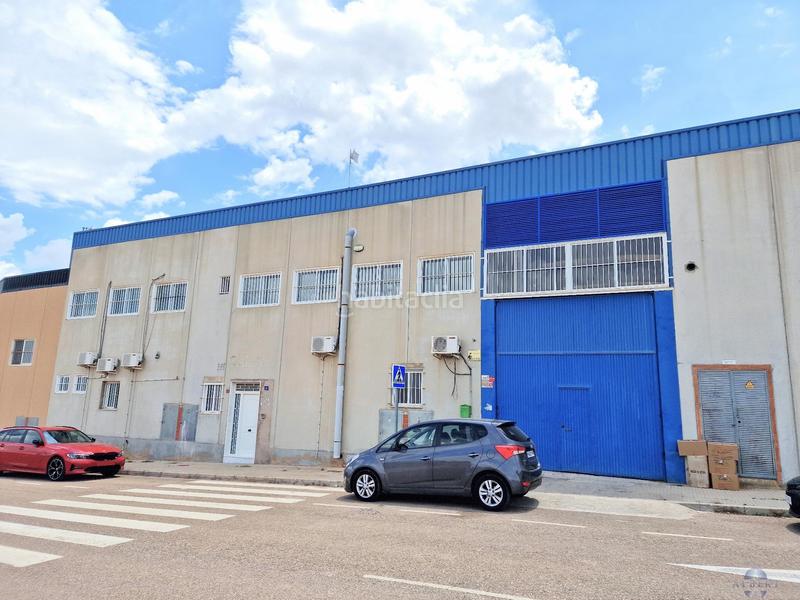 Foto 306904ae-7285-445c-ac4e-9244cc17ad47. Fabrikhalle in Monòver