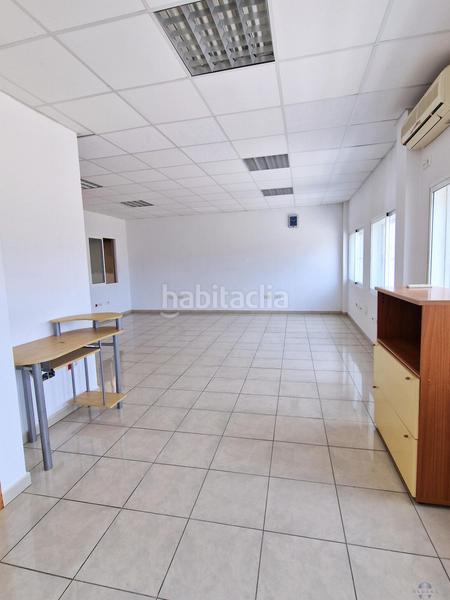 Foto 37520917-0188-466e-9bd0-da0af1762386. Fabrikhalle in Monòver