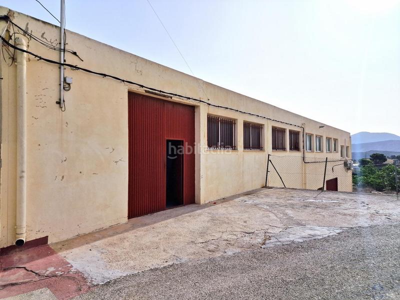 Foto 84c0aa3d-9cac-4715-8c2e-c934c7717d40. Fabrikhalle in Monòver