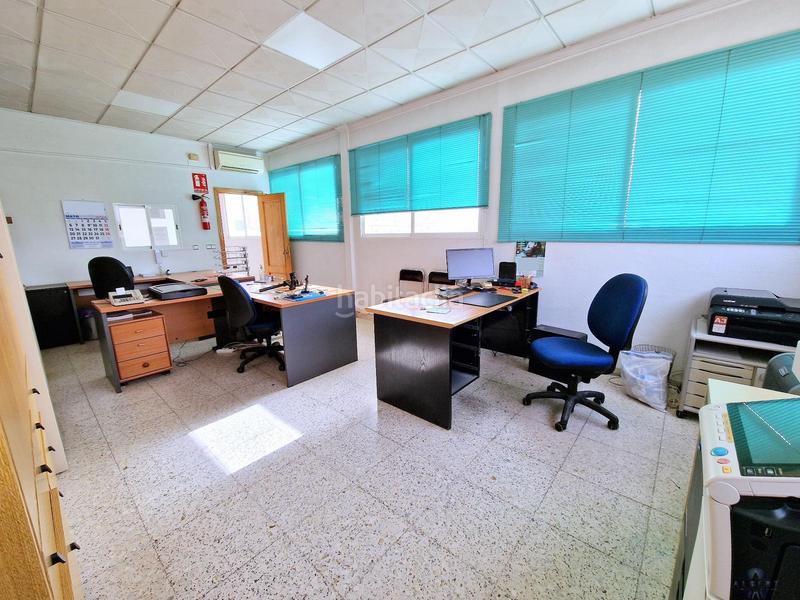 Foto b081fb8f-713f-4009-912a-c20424fe5b6c. Fabrikhalle in Monòver