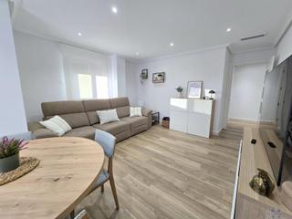 Etagenwohnung in Monòver. Monóvarmonòverpiso