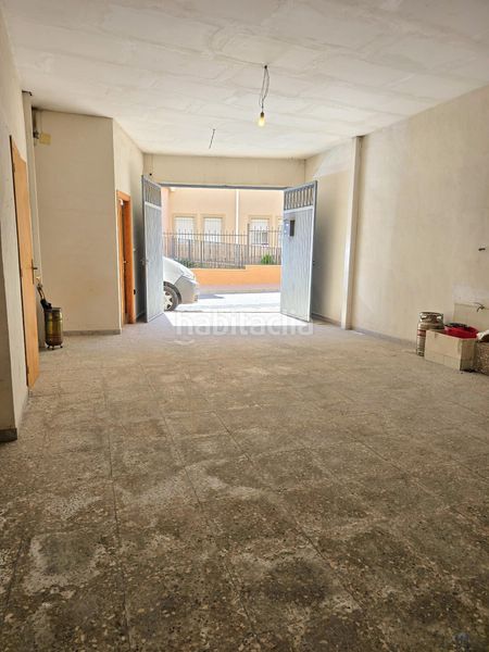 Foto 12465589-d15d-4c5e-8100-93fc4371bfc5. Maison avec parking dans Monòver
