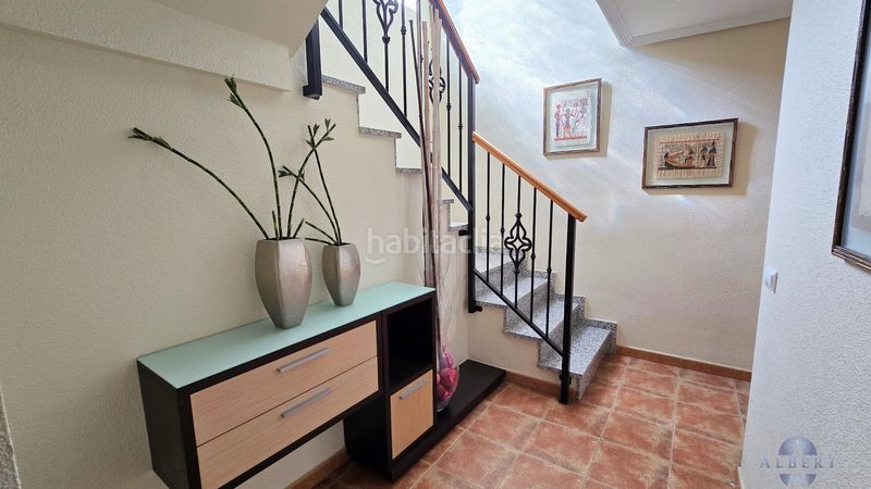 Foto ca0ac75e-776e-41e8-9e5b-0ca0b98ce4a5. Casa amb aparcament a Monòver
