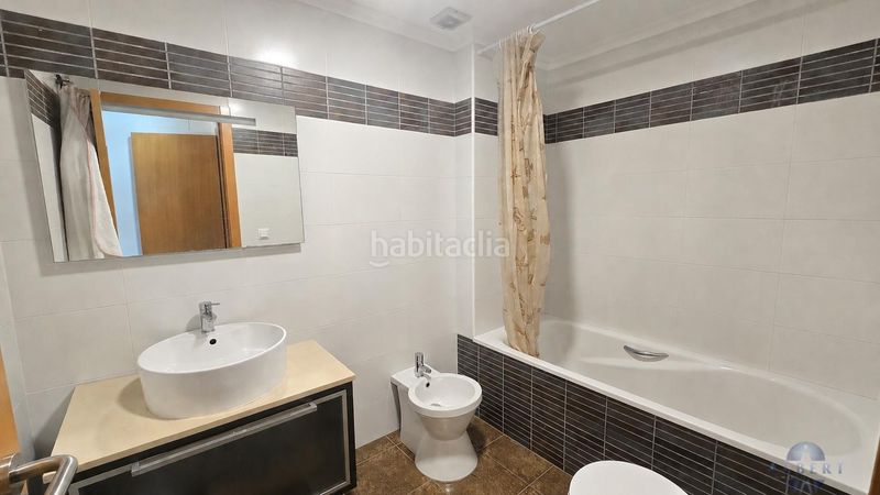 Foto 638d8948-a358-4489-8459-1b071d1a338c. Pis amb aparcament a Monòver