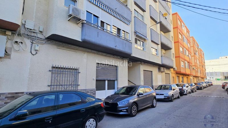Foto 61508b48-4c87-4b97-a68e-0f3f2a81c1ba. Local comercial a montcada 8 a Monòver