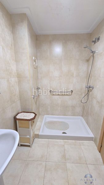 Foto ce8a2ea2-5f91-48d2-a211-846eb829d9e9. Flat with parking in Monòver