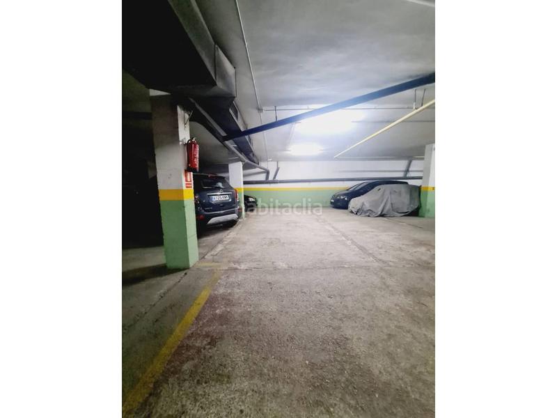 Foto a4bc227e-b421-43e6-b926-19b467540272. Parking voiture dans Catalunya - Fontetes Cerdanyola del Vallès