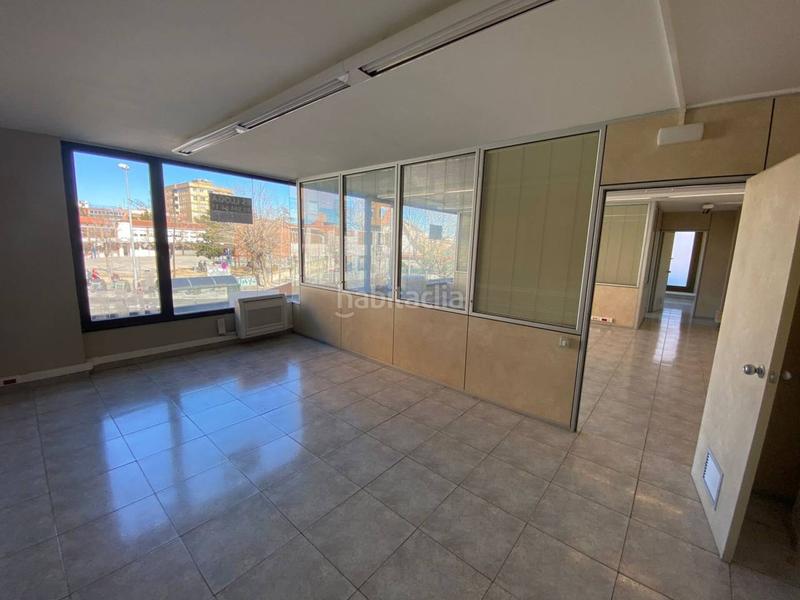 Foto 5d92f8fd-457f-424e-b211-a049b850fcf2. Alquiler local comercial local en alquiler en centrecordelles en Cerdanyola del Vallès