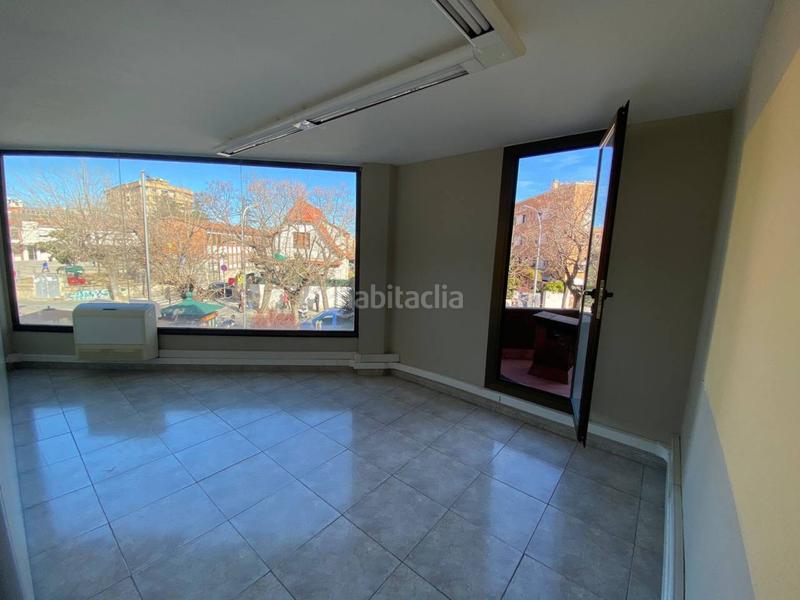 Foto 21637f0b-c6ab-4599-9041-8700b788078d. Lloguer local comercial a Centre-Cordelles Cerdanyola del Vallès