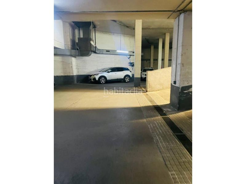 Foto 49b57a40-7c3f-41c4-9f01-ffe83a982413. Parking voiture dans Centre-Cordelles Cerdanyola del Vallès