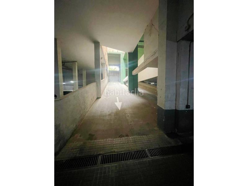 Foto e3d566a3-5463-408a-8ea8-9c00e0b708b6. Parking voiture dans Centre-Cordelles Cerdanyola del Vallès